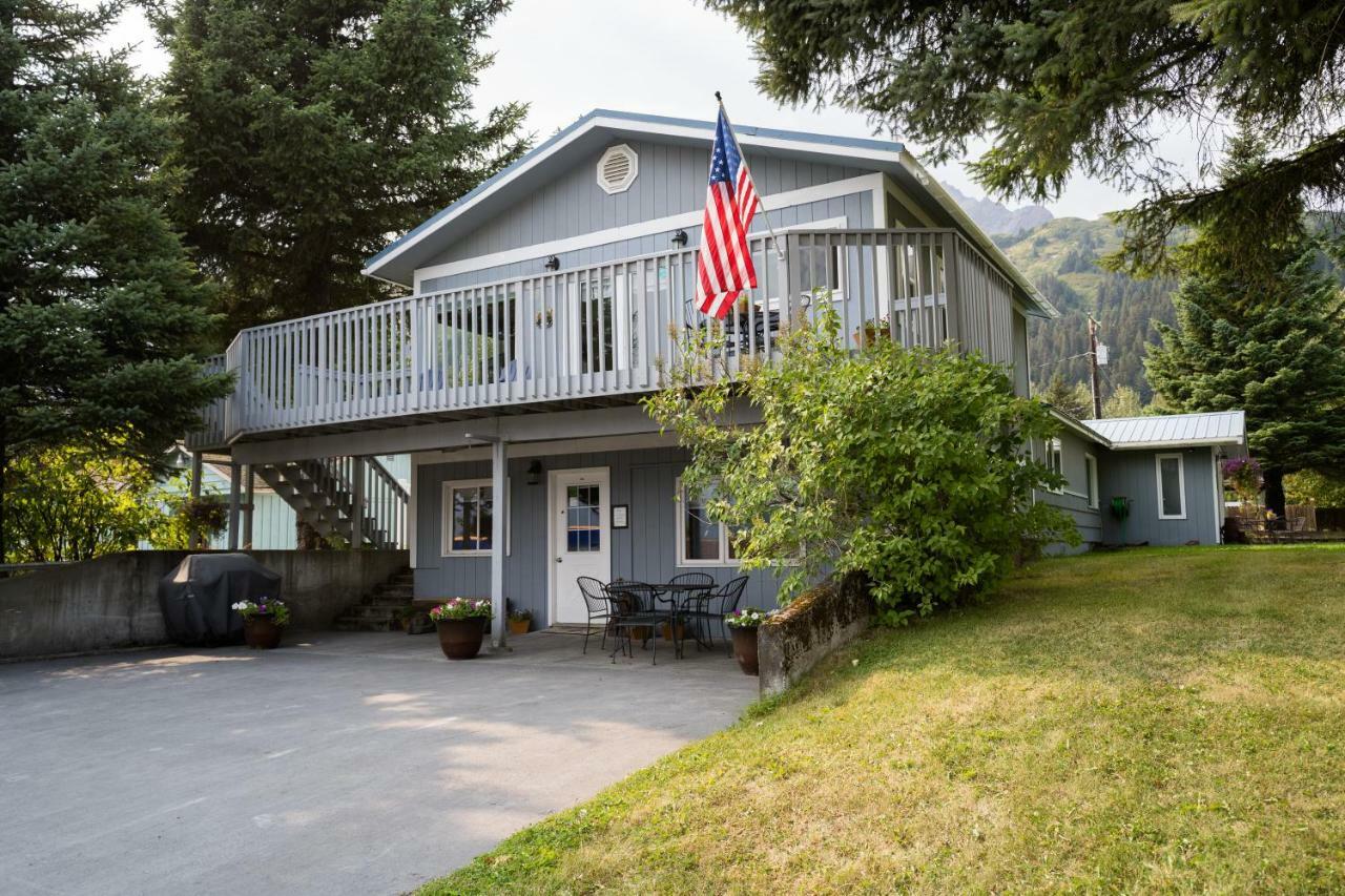 Bears Den Alaska Lodging Seward Exterior photo